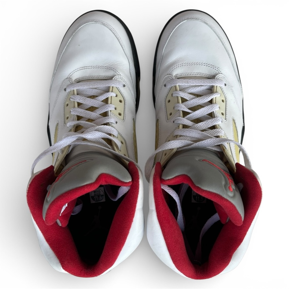 Men’s 11.5 Air Jordan 5 Fire Red Silver 3M Tongue White/Red Retro Sneakers
